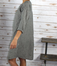 Load image into Gallery viewer, LD1501-1/color WHITE/ 100 % Linen Tunic 36&quot; Length WITH POCKETS
